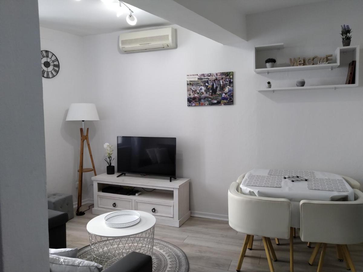 Ferienwohnung Flots De L Isle LʼIsle-sur-la-Sorgue Exterior foto